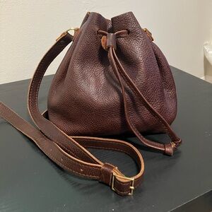 Small Bucket Bag in Coldbrew
